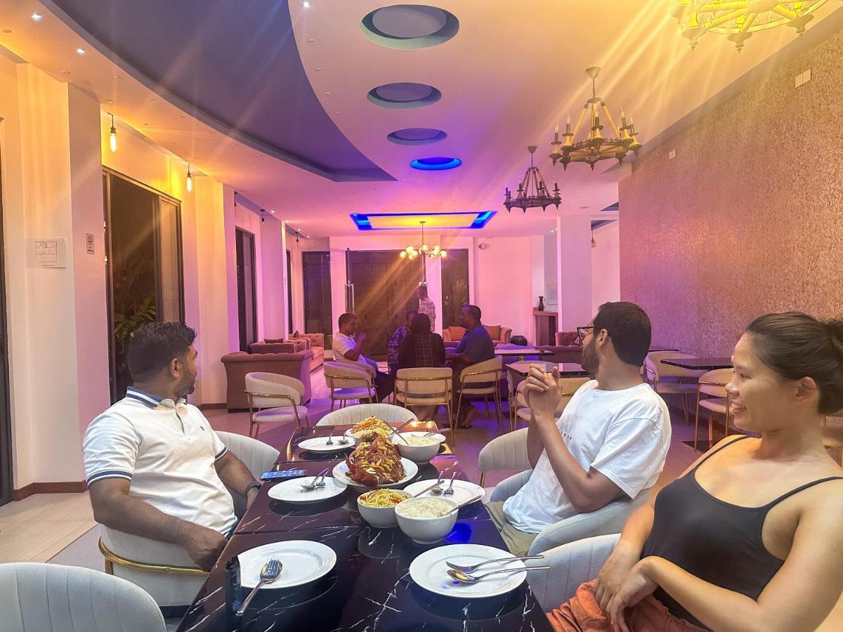 Ari Grand Hotel & Spa Dhangethi Exterior photo